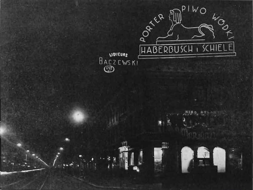 rok 1933
reklama świetlno-neonowa w W-wie przy ul. Marszałkowskiej róg Al. Jerozolimskiej wg. projektu inż. Pinesa, wyk. z rur "Philipsa"
